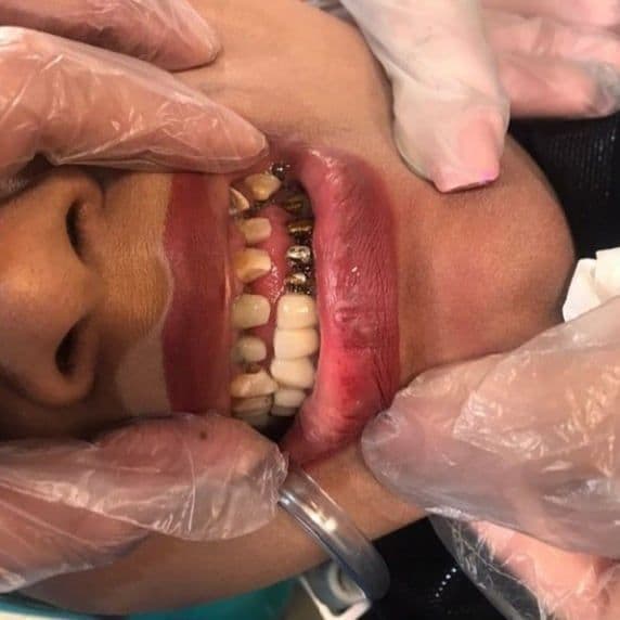 Dr. Shahram Alizadeh’s Dental Clinic - Image 10